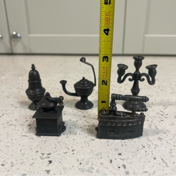 Vintage Holland Dutch 7 Pc FOCA OOSTERBEEK Dollhouse Pewter Miniatures - Picture 3 of 5